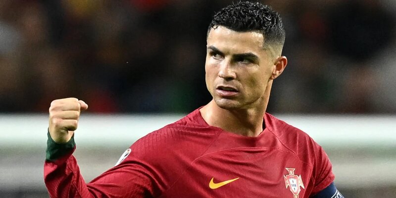 Cầu thủ Ronaldo sinh năm bao nhiêu và thành tựu đạt được